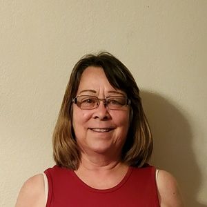 Meet your Posher, Deborah